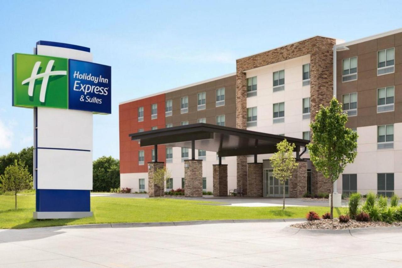 Holiday Inn Express & Suites - Asheboro, An Ihg Hotel Exterior photo